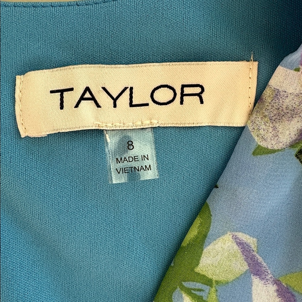 Taylor Floral Long Sleeve Dress in Blue and Green - Picture 12 of 15